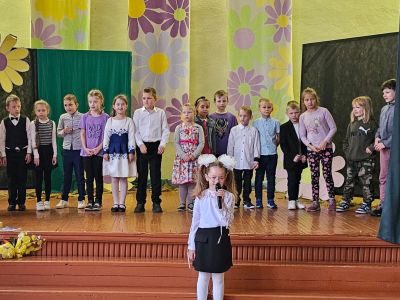 Pirmklasnieku sveiciens skolotājiem