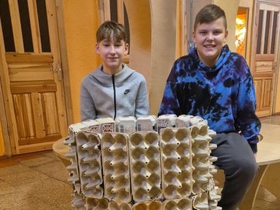 Krustpils pamatskolas skolēni M.Marčinkovs un K. Lauriņens iekļūst Konkursa “Biznesa skices” pusfinālā