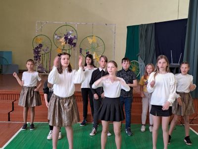 Angļu valodas pulciņa priekšnesums