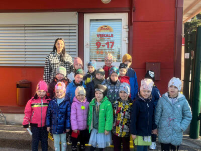 PII audzēkņi ciemojas SIA Dona