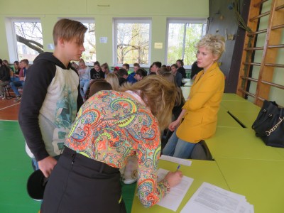 Lekcija par atkarībām