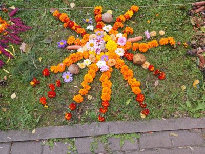 18.-22.09.23 Veidojam dabas materiālu gleznas