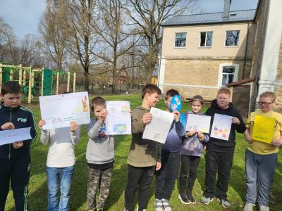 4.b klase pastāstīja par Lieldienu ēdieniem
