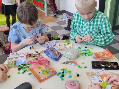 1.klase svin 100 dienas skolā.