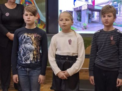 3.a klases sveiciens skolai svētkos