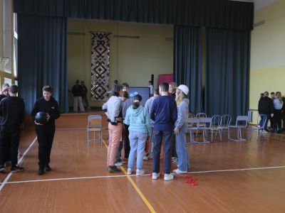 Skolas somas nodarbība Fotogrāfija un performance