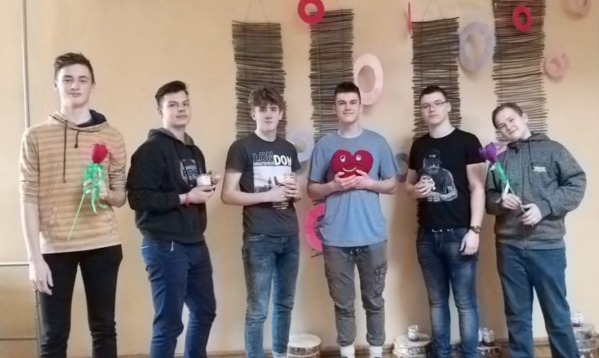 Sveicam Sieviešu dienā! (video)
