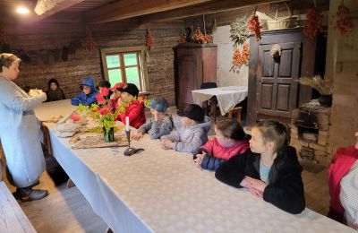 3.klase apmeklē Sēļu sētu